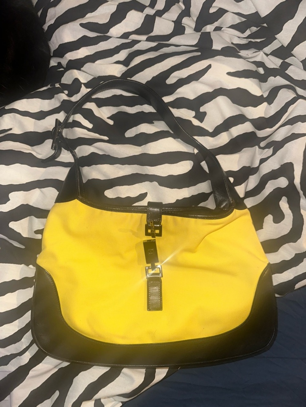 1999 / 2000 Gucci Jackie Purse in Yellow and Black - Picture 2 of 10